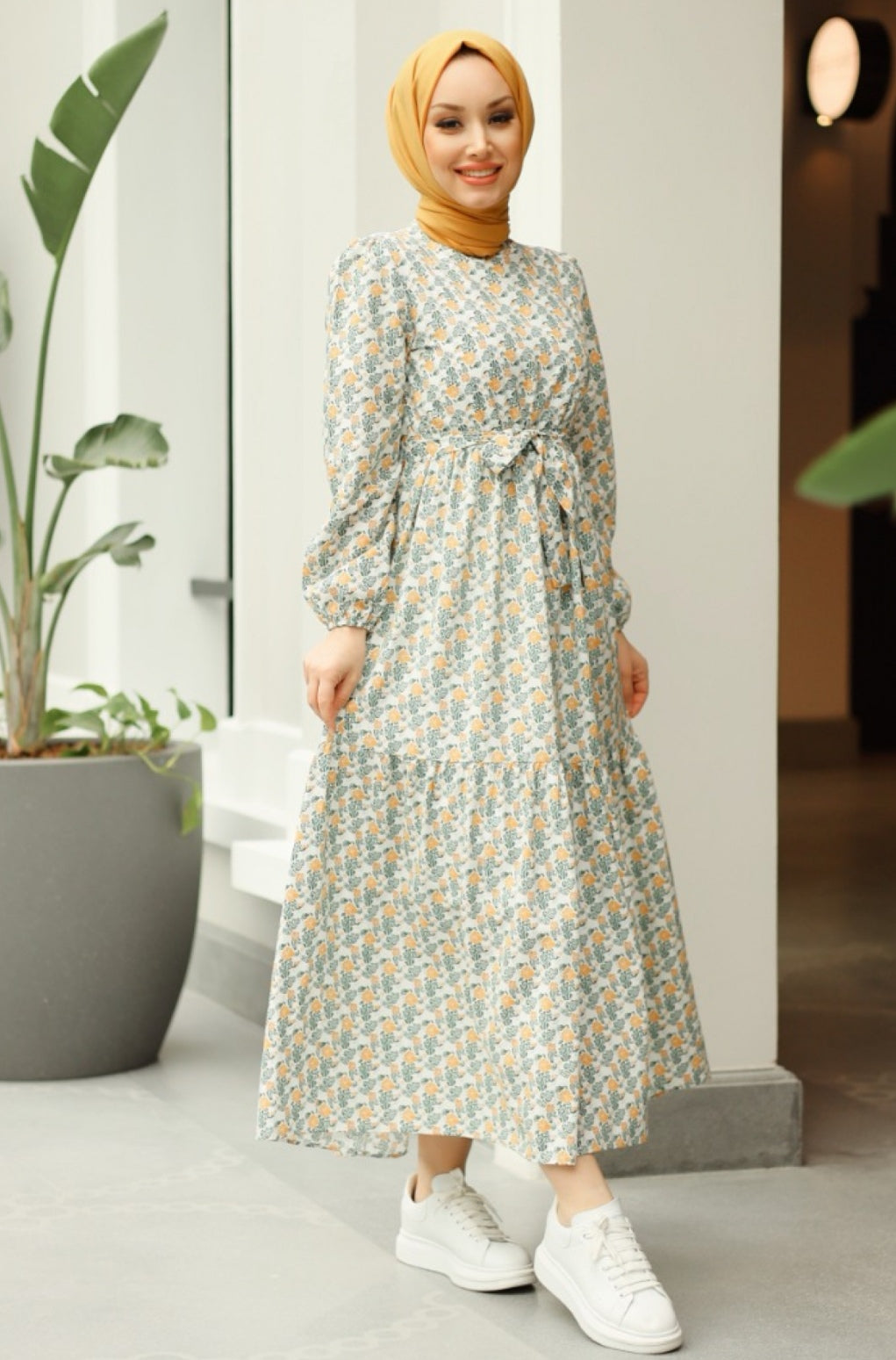 Robe fleurie vert image 1